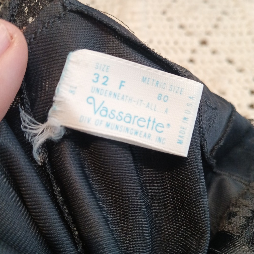 SILKY Vtg VASSARETTE Satin NYLON Dress SLIP Lace Top & Bottom USA Sz 32 F Read - Picture 11 of 13